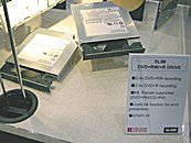 ����չʾ4����DVD+R/+RW����